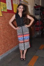 Soha Ali Khan supports fashion for a Cause at Muktangan Ngo in Mumbai on 16th Sept 2013 (27).JPG